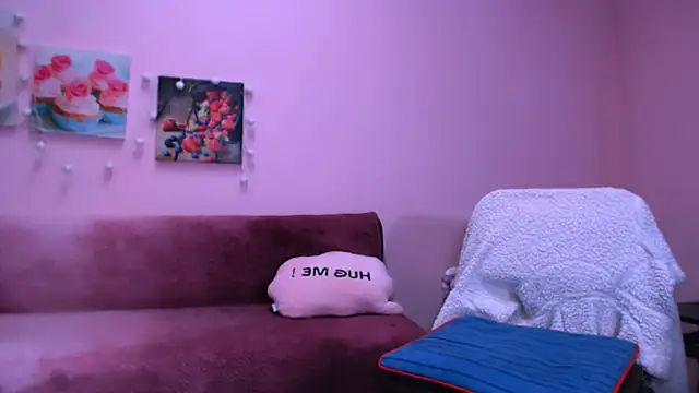 NeuroDoll's Live XXX Chat