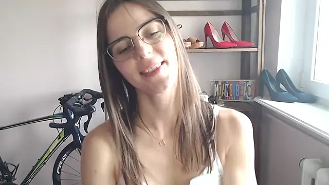 XXX chat uživo modela love_megi