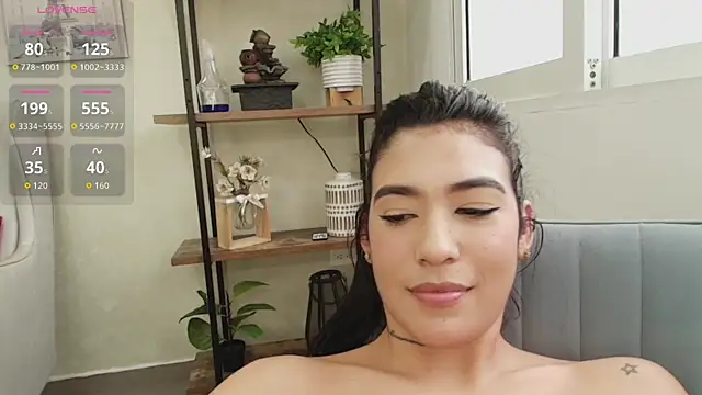 Sassy--Girl's Live XXX Chat
