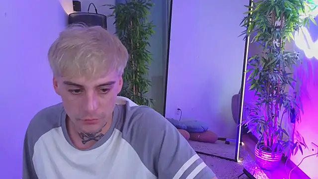 drillfi11 – Naživo XXX chat