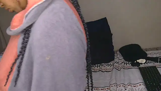 Chat +18 de CherieBlushX ao vivo