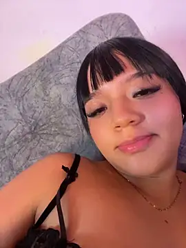 Chat +18 de Katy_RoseX ao vivo