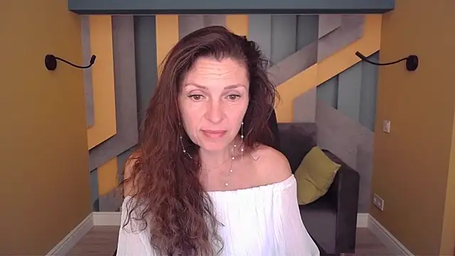 دردشة EllaLong الجنسية المباشرة