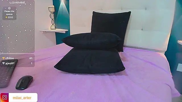 MiaaCarter_ Chat XXX in diretta