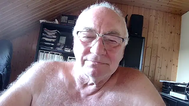biggandybig Chat XXX live