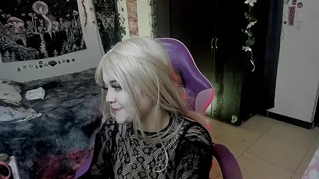 lya_nekko_'s Live XXX Chat