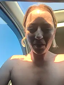 Chat XXX en directo de LaraLanee