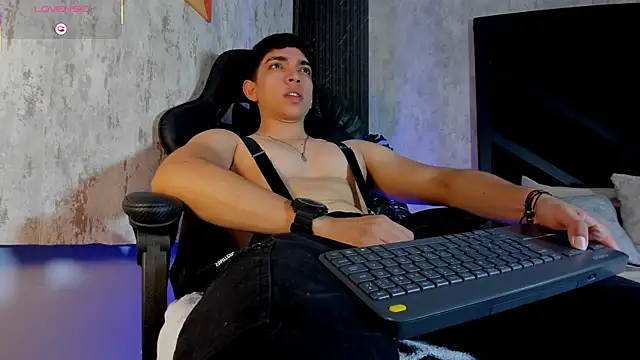 Julian_Mercier's Live XXX Chat