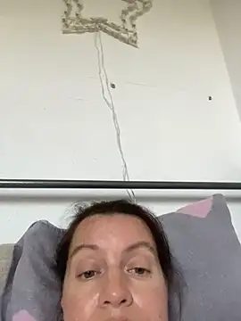 LoveNBloom Live XXX-Chat