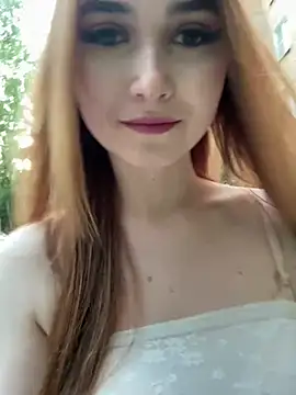 XXX chat uživo modela MarlboroWeb