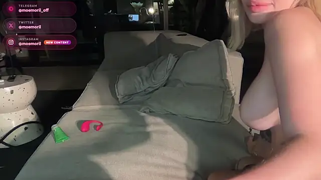 Chat XXX Live Golden_Aline
