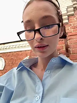 Chat XXX en directo de -missbehaving-