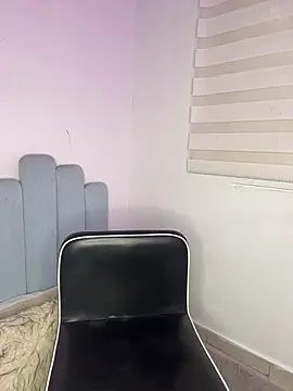 violeta_olsen: απευθείας συνομιλία ΧΧΧ