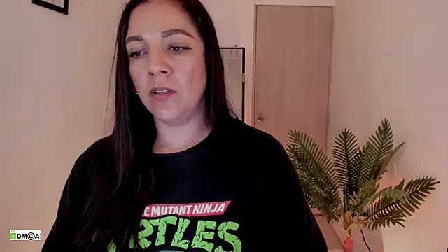 XXX chat uživo modela urcute_kitten