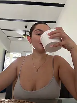 XXX chat uživo modela Eva_stark10