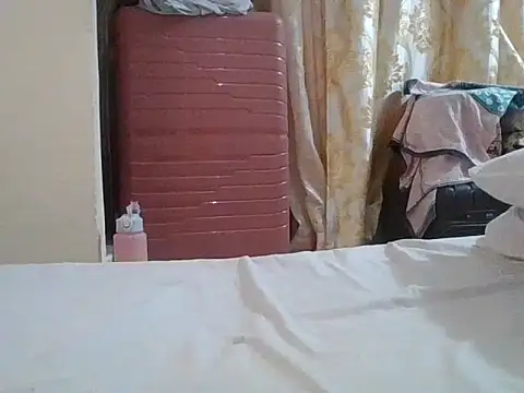 XXX chat uživo modela Sanexy01