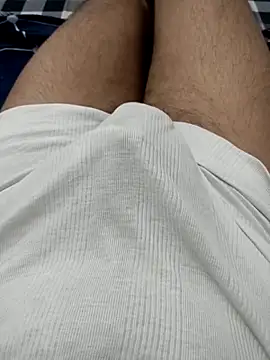 Rocky-badboy_cum4me Show in webcam