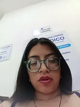 Chatroom XXX en direct de SOFI__10
