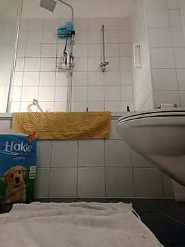 dolcehelena993's Live XXX Chat