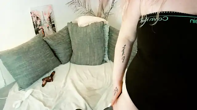 MissPuschel's Live XXX Chat