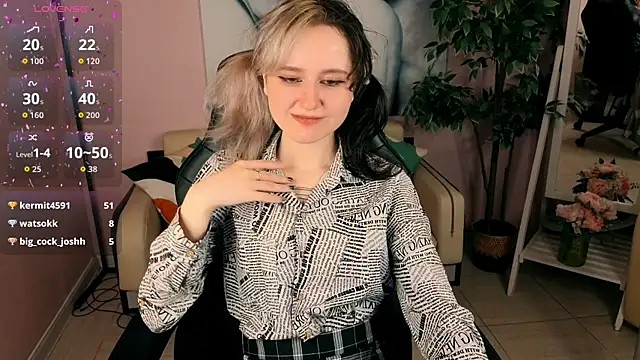 XXX chat uživo modela LinaVeritas