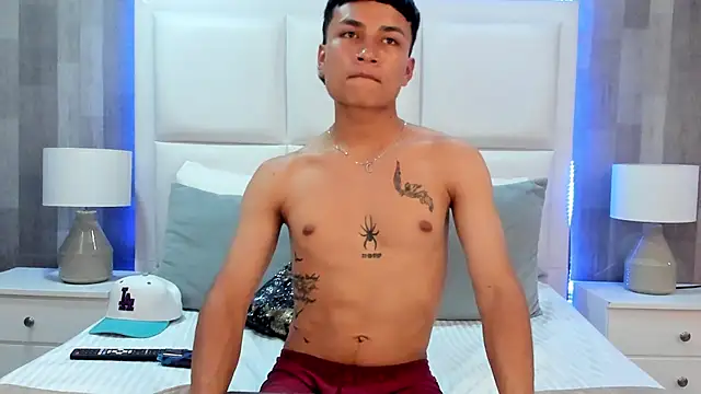 BlakeDam Chat XXX live