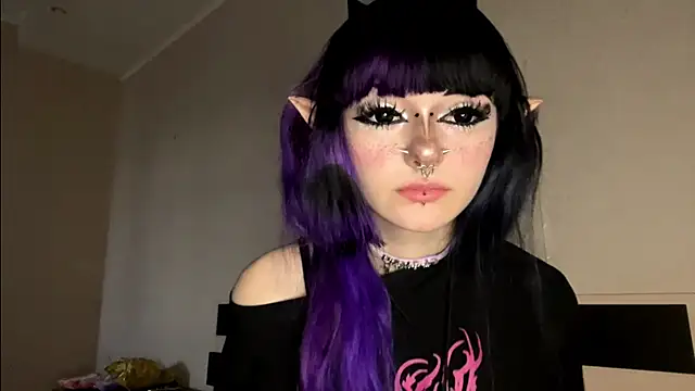 HolyCute live XXX chat