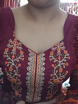 Tanha18 Chat XXX live