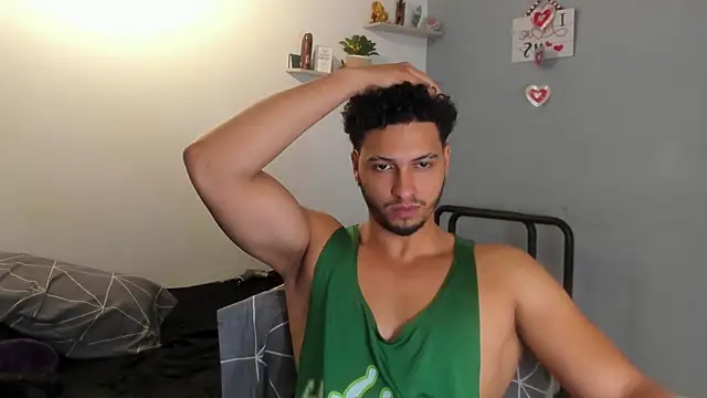 Czat XXX na żywo – Kris_Khalifa69
