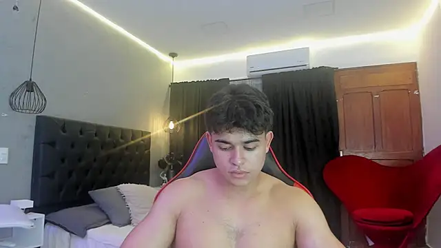 Czat XXX na żywo – Charlie___Musk