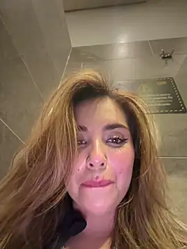Alirawrz Chat XXX live