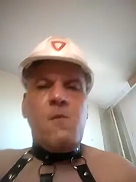 Daniel_Kingstar élő XXX-chatje