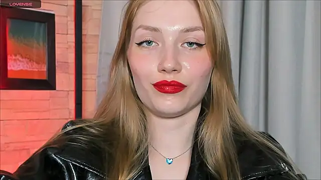 DakotaMabs' Live XXX Chat