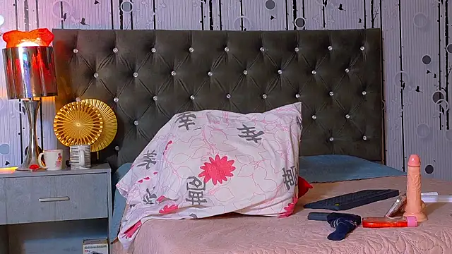 Chat XXX en directo de Alex_Bloom