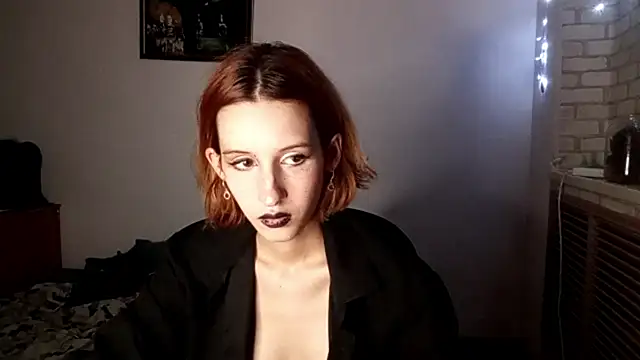 SirenFrost Chat XXX live