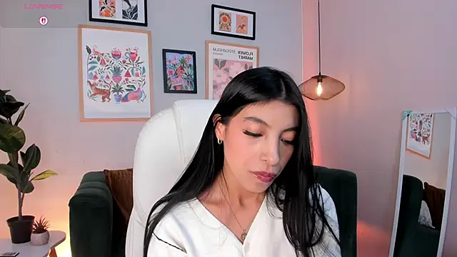 Tiffany_Low's Live XXX Chat