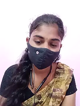 XXX chat uživo modela DarkRoseQueen