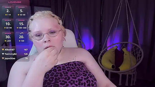 XXX chat uživo modela LottieReed