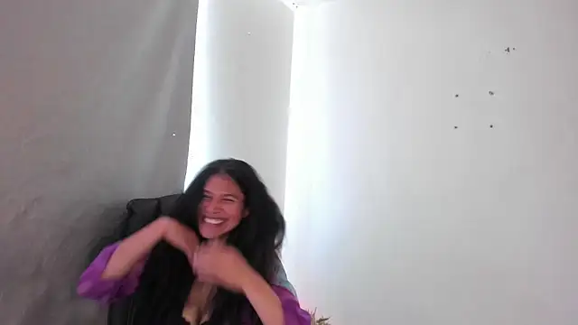 XXX chat uživo modela _aish_a
