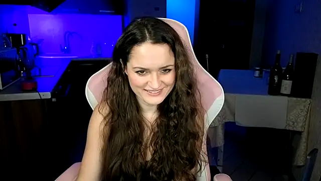 XXX chat uživo modela Cerann1