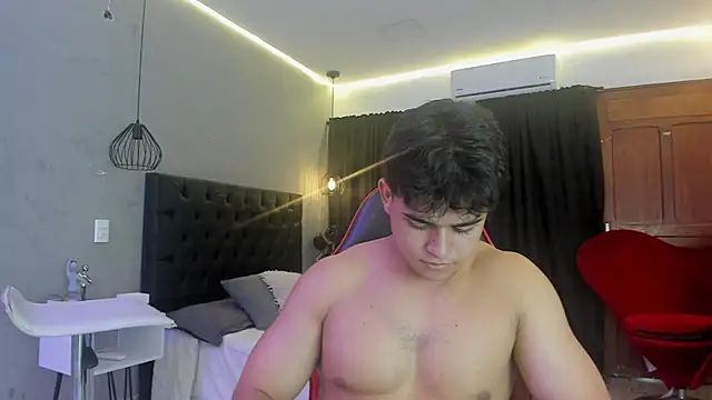 Онлайн чат XXX Charlie___Musk