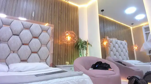 XXX chat uživo modela adams_bobby
