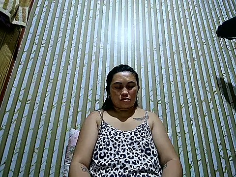 Lonely_Heart's Live XXX Chat