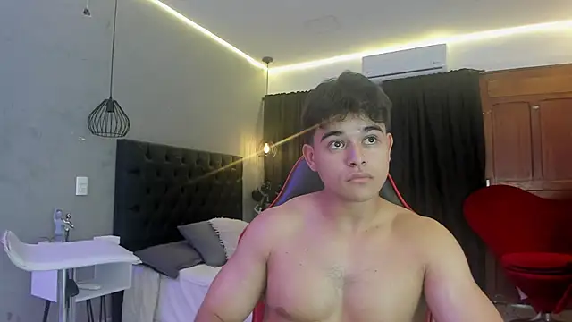 Charlie___Muskn Live XXX chat