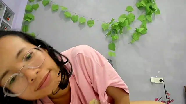 loveley_jenny: απευθείας συνομιλία ΧΧΧ