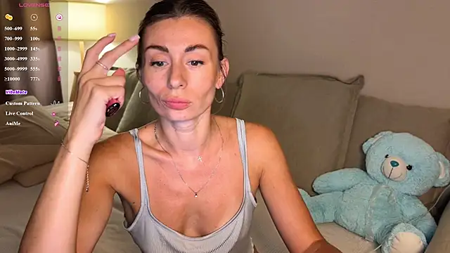 DannaEvan Adlı Modelin Canlı XXX Sohbeti