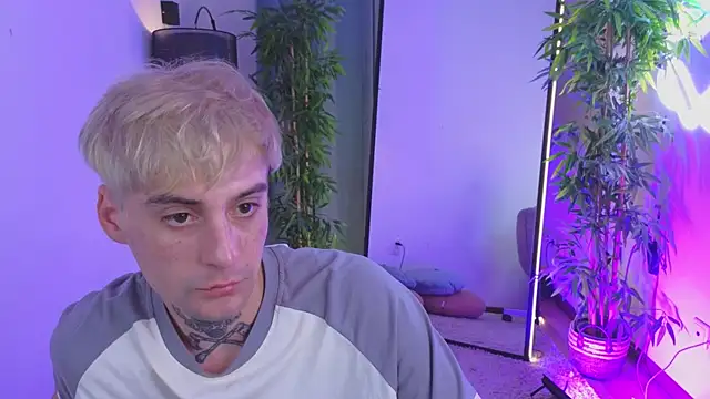 drillfi11 élő XXX-chatje