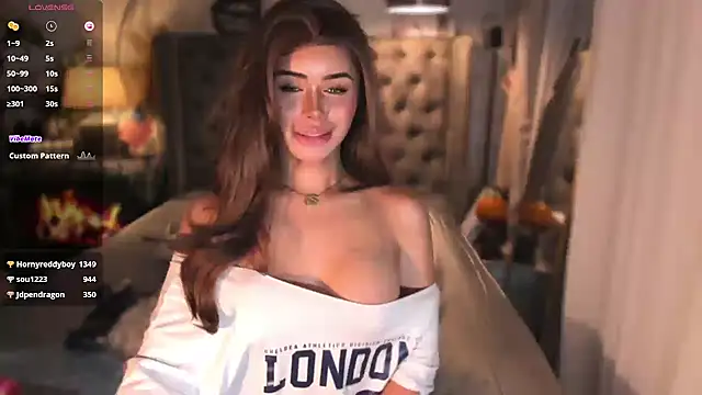 ParisianDoll's Live XXX Chat
