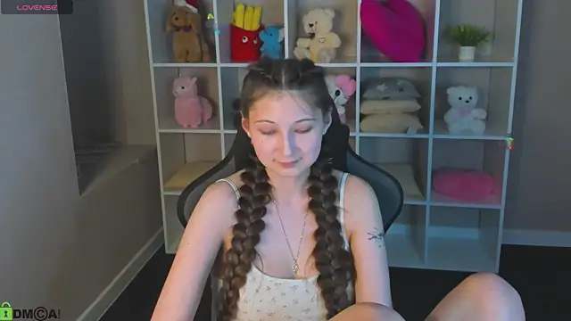 Ella_Burns Obrolan Langsung XXX