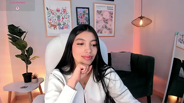 Tiffany_Low – Naživo XXX chat